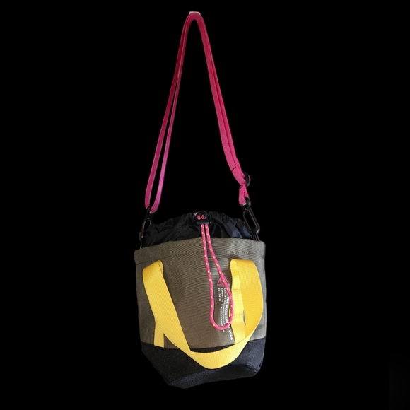 Vans Handbags - Vans 66 Supply Crossbody Bag (Grape Leaf) Olive Green Bucket Bag Casual Canvas